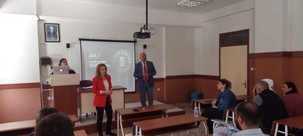 Selçuk İletişim'de APA 7 bilgilendirme toplantısı düzenlendi